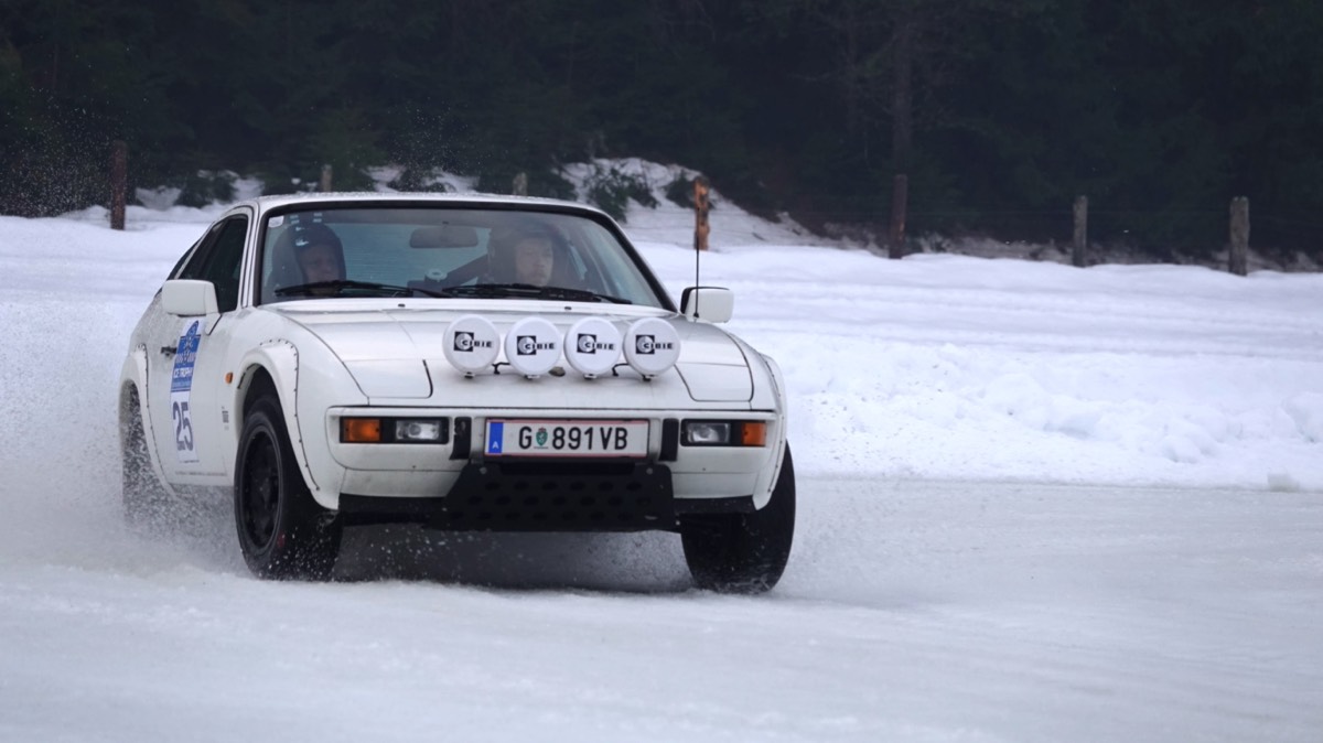 25 Porsche 924 Rallye