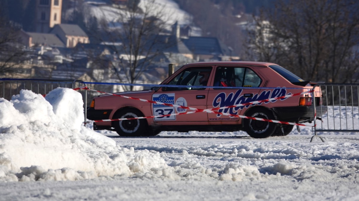 37 Volvo 360 Gls 1982
