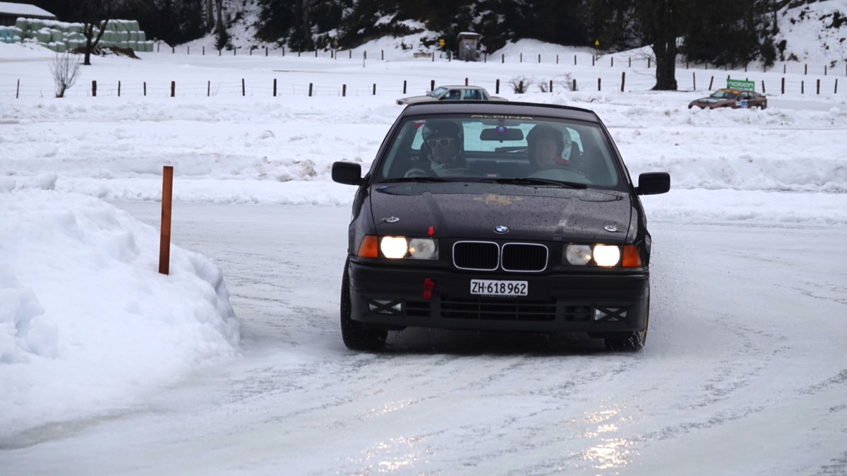 71 BMW 318 ti compact 1994