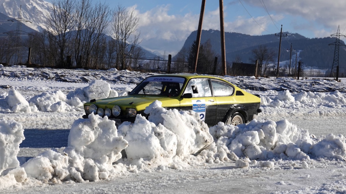 22 Opel Kadett C Coupé GTE 1976