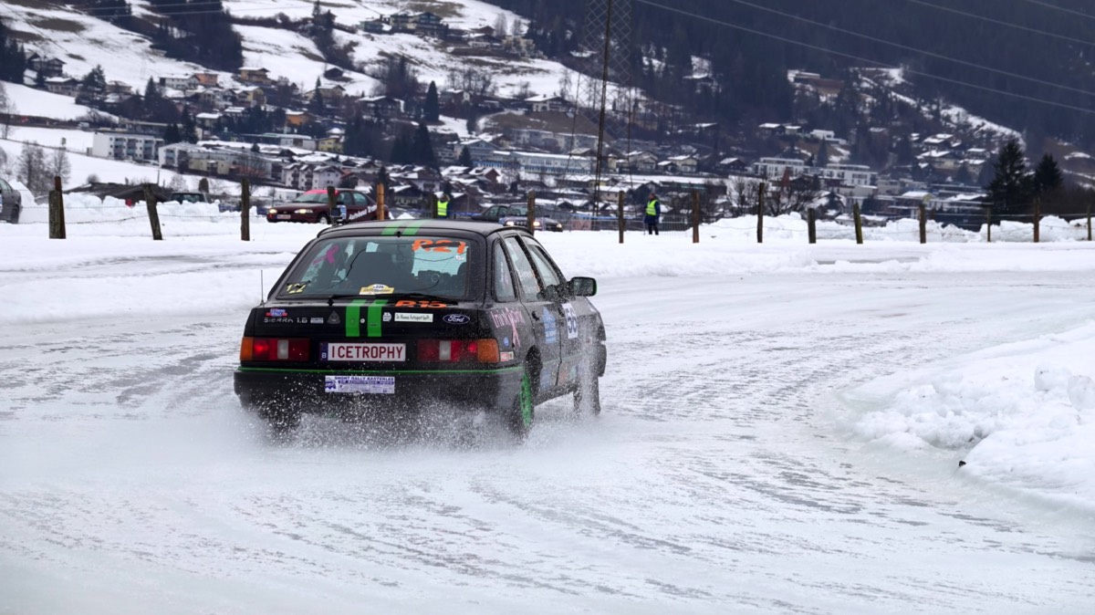 56 Ford Sierra 1989